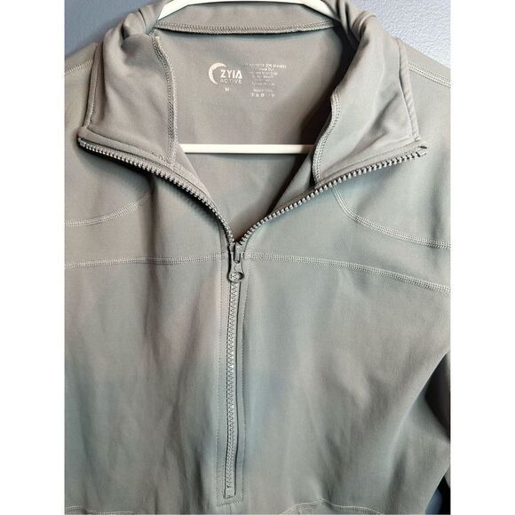 Zyia Active Women's Gray Zip Front High Neck Long Sleeve Jacket Size Medium - Picture 3 of 6